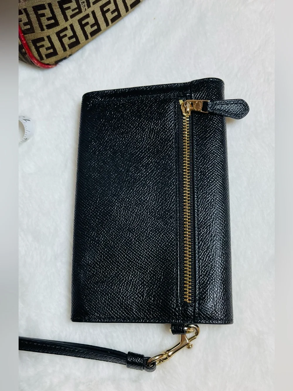 Coach Authentic Classic Black Women's Wristlet Wallet - Sleek Card Organizer